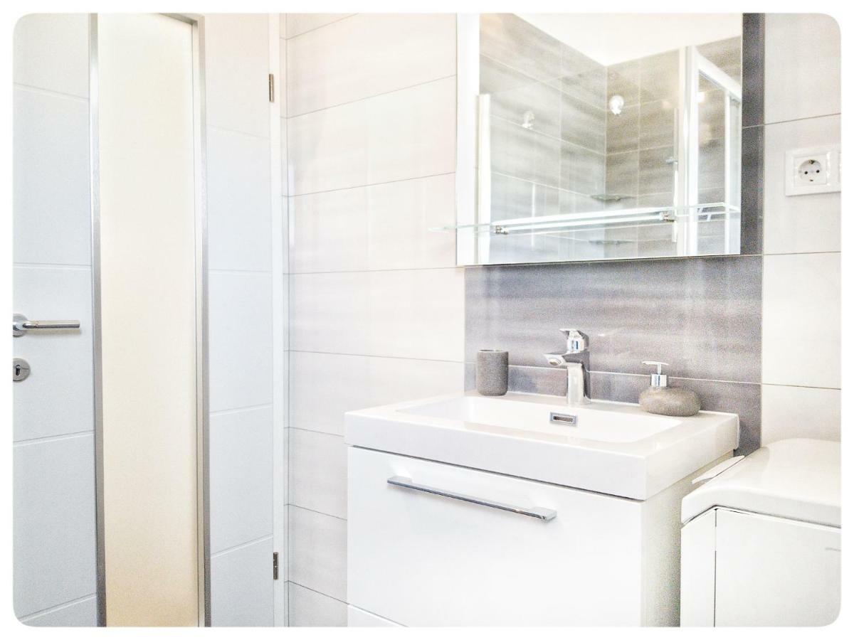 Apartment Nadoveza Tribalj Eksteriør bilde