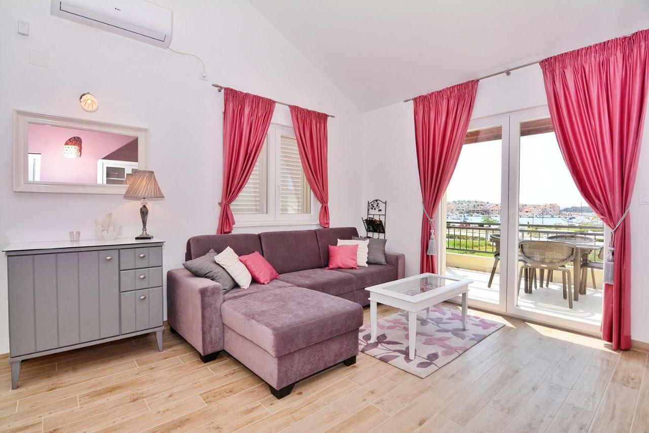 Apartment Nadoveza Tribalj Eksteriør bilde