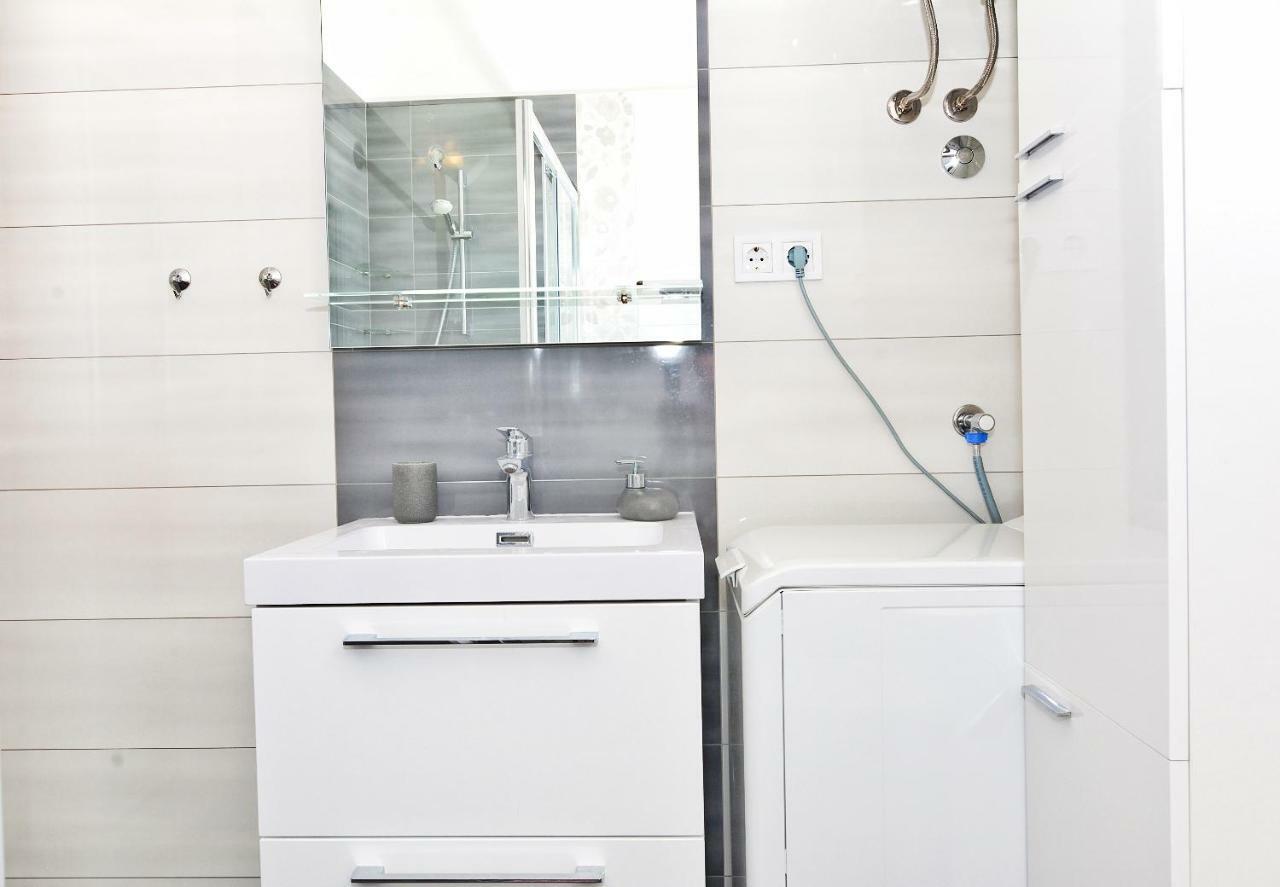 Apartment Nadoveza Tribalj Eksteriør bilde