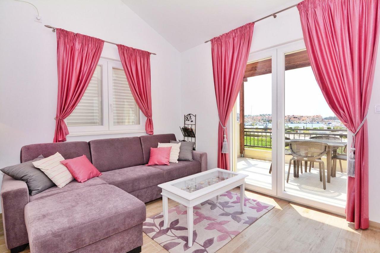 Apartment Nadoveza Tribalj Eksteriør bilde